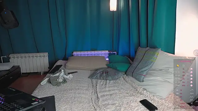 VIktorSecret online show from 11/22/25, 04:44