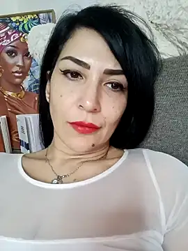 Snapshot of Cataleya80 chatting on 01/30/25, 01:31 Cataleya80 online show from 01/30/25, 01:31