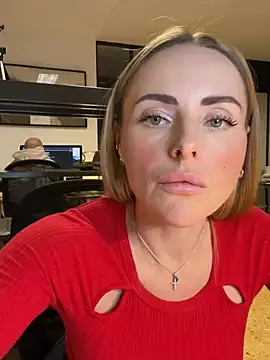 EmaSalis online show from 03/06/25, 07:32