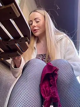 EmaSalis online show from 03/12/25, 12:36