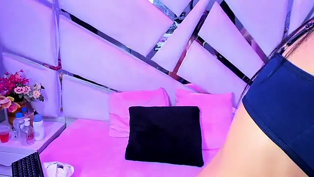 kylie seex online show from 02/06/26, 03:00