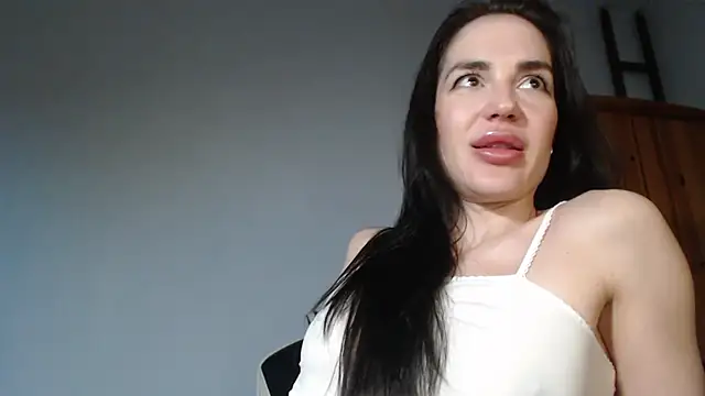 Snapshot of Lisakisss chatting on 04/17/26, 05:49 Lisakisss online show from 04/17/26, 05:49