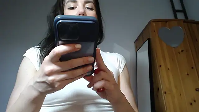 Snapshot of Lisakisss chatting on 05/26/26, 06:37 Lisakisss online show from 05/26/26, 06:37