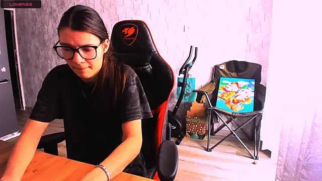 MollyLollipop online show from 03/10/25, 05:43