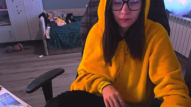 MollyLollipop online show from 12/05/25, 06:11