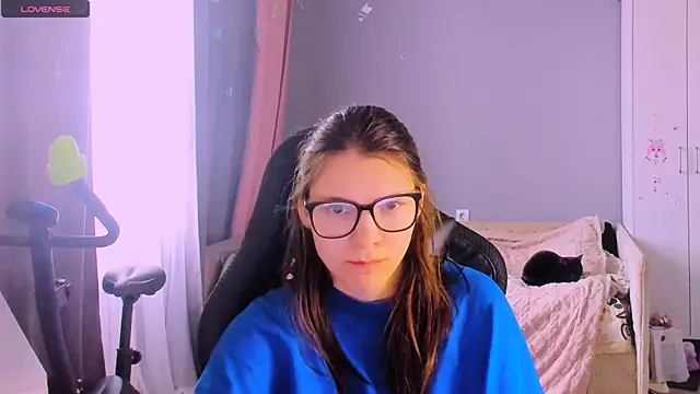 MollyLollipop online show from 04/11/26, 05:12