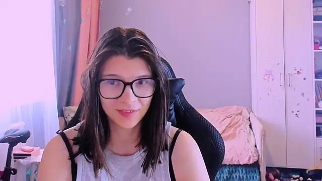 MollyLollipop online show from 05/28/26, 05:27