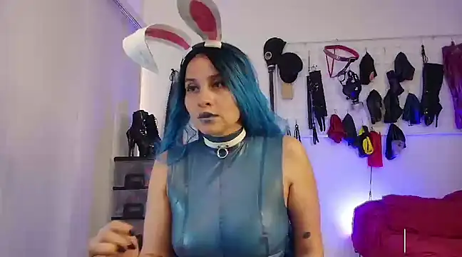 Snapshot of mylatexpleasure chatting on 03/12/25, 09:35 mylatexpleasure online show from 03/12/25, 09:35