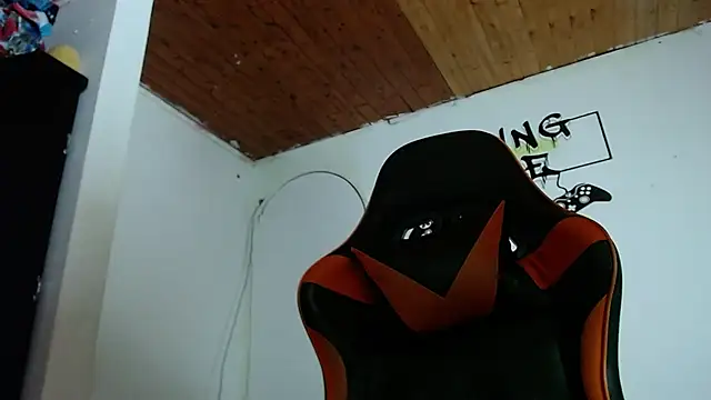 Snapshot of Adam_Hudsond chatting on 01/31/25, 02:15 Adam Hudsond online show from 01/31/25, 02:15