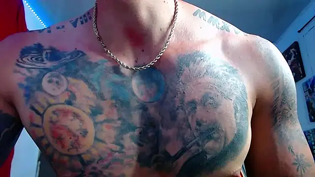 Snapshot of Adam_Hudsond chatting on 03/23/25, 01:42 Adam Hudsond online show from 03/23/25, 01:42