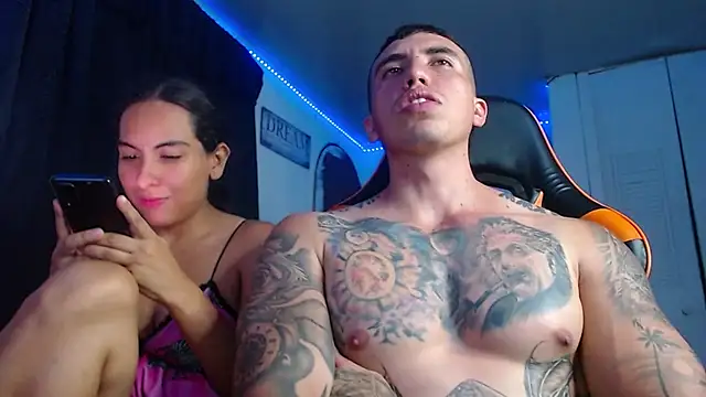 Snapshot of Adam_Hudsond chatting on 09/09/25, 02:33 Adam Hudsond online show from 09/09/25, 02:33