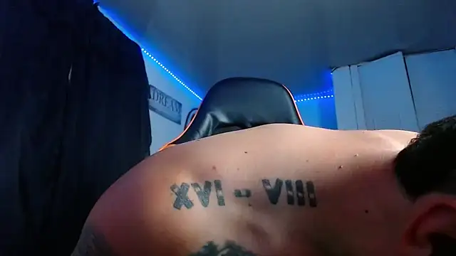 Snapshot of Adam_Hudsond chatting on 09/20/25, 03:18 Adam Hudsond online show from 09/20/25, 03:18