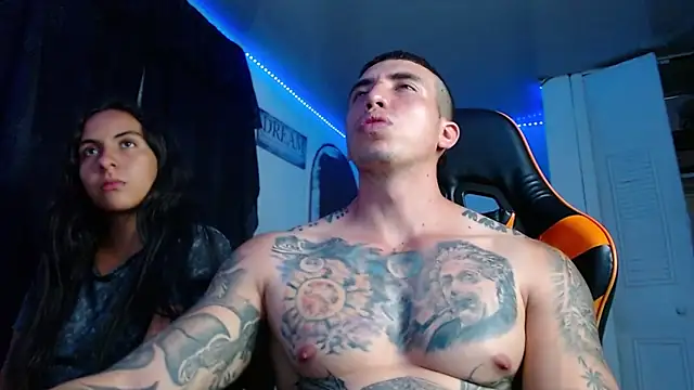 Snapshot of Adam_Hudsond chatting on 09/24/25, 02:37 Adam Hudsond online show from 09/24/25, 02:37