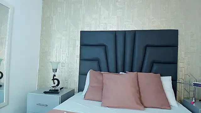 Isabella Harley online show from 01/16/26, 01:59