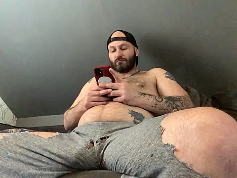 Snapshot of GhetTOfag_ chatting on 03/13/25, 04:56 GhetTOfag online show from 03/13/25, 04:56