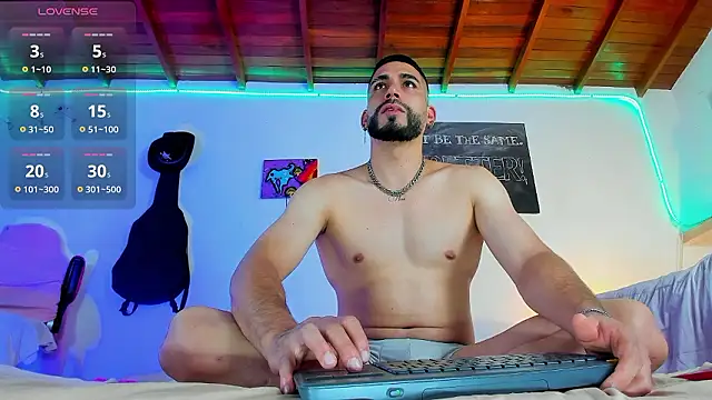 Snapshot of RyanCarter_ chatting on 12/02/24, 03:25 RyanCarter  online show from 12/02/24, 03:25