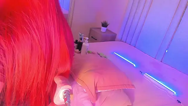 Snapshot of Saekohofman chatting on 11/22/25, 04:11 Saekohofman online show from 11/22/25, 04:11