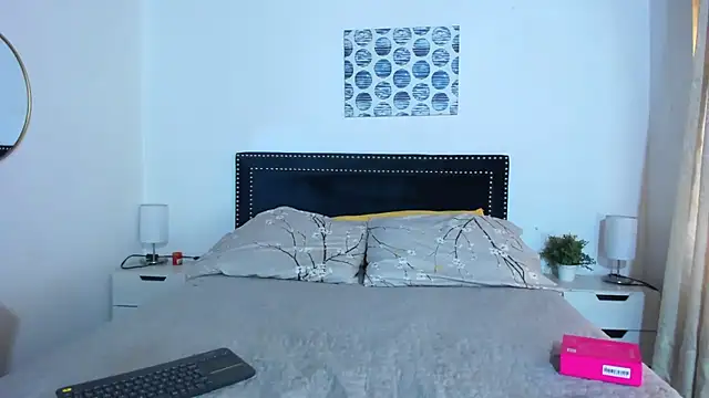 ZulyMichels online show from 10/24/25, 12:34