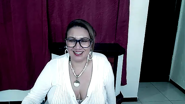 yayita mature online show from 02/01/25, 08:16
