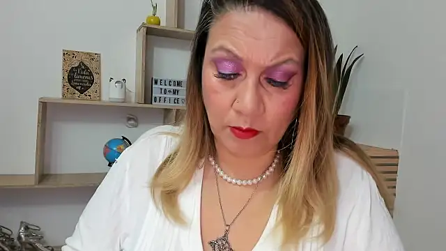 yayita mature online show from 10/09/25, 01:09