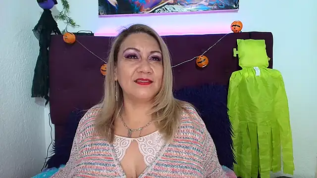 yayita mature online show from 10/21/25, 03:13