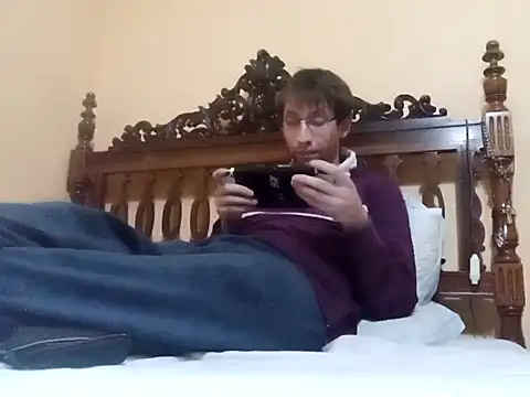 Snapshot of White_rabbit_ chatting on 01/15/25, 09:41 White rabbit  online show from 01/15/25, 09:41