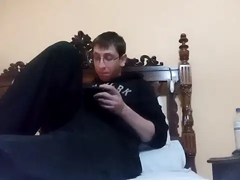 Snapshot of White_rabbit_ chatting on 01/18/25, 09:13 White rabbit  online show from 01/18/25, 09:13