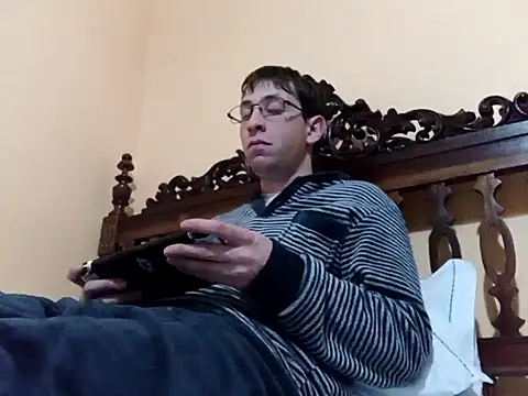 Snapshot of White_rabbit_ chatting on 02/04/25, 09:31 White rabbit  online show from 02/04/25, 09:31