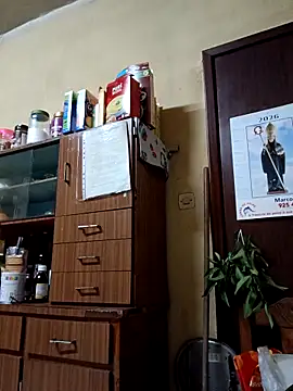 Snapshot of White_rabbit_ chatting on 02/26/26, 10:42 White rabbit online show from 02/26/26, 10:42