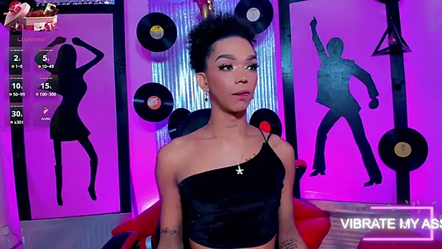 nickyminach  online show from 02/04/26, 03:23