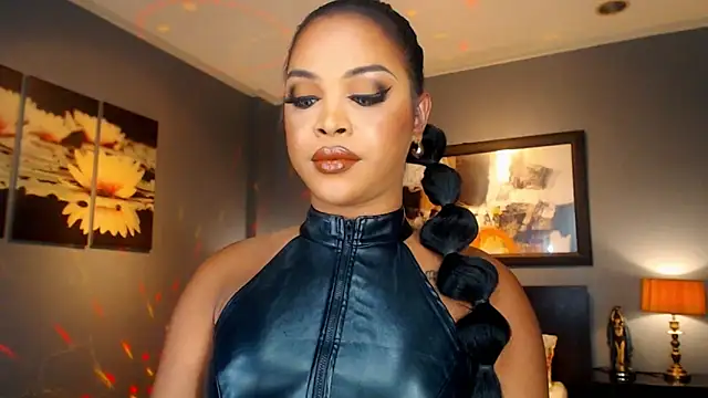 MarryQueen22 online show from 05/23/26, 01:00