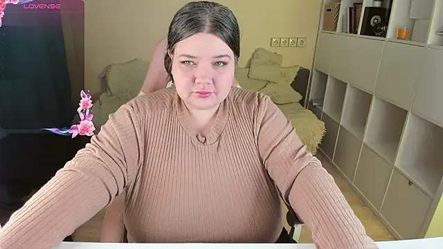 PlumPie online show from 02/22/26, 10:41