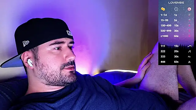 Snapshot of DominantTheo chatting on 01/03/25, 02:32 DominantTheo online show from 01/03/25, 02:32