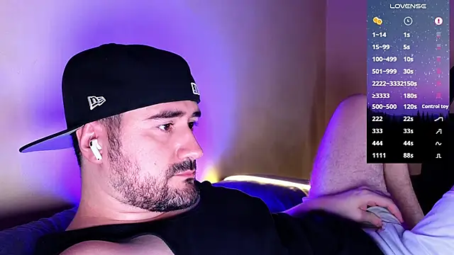 Snapshot of DominantTheo chatting on 02/22/25, 04:07 DominantTheo online show from 02/22/25, 04:07