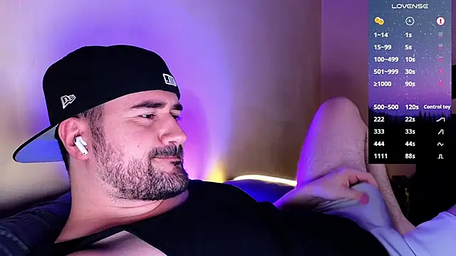 Snapshot of DominantTheo chatting on 02/23/25, 02:51 DominantTheo online show from 02/23/25, 02:51