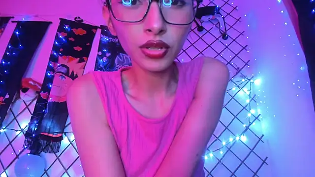 Snapshot of Alice_jacobs1 chatting on 01/15/25, 04:25 Alice jacobs1 online show from 01/15/25, 04:25