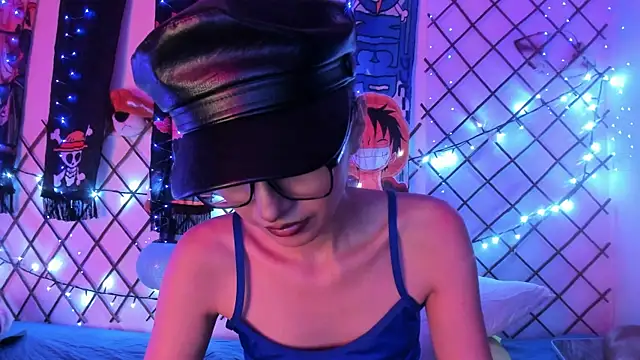 Snapshot of Alice_jacobs1 chatting on 01/23/25, 03:48 Alice jacobs1 online show from 01/23/25, 03:48