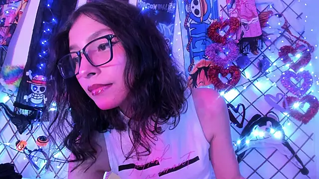 Snapshot of Alice_jacobs1 chatting on 02/24/25, 03:44 Alice jacobs1 online show from 02/24/25, 03:44