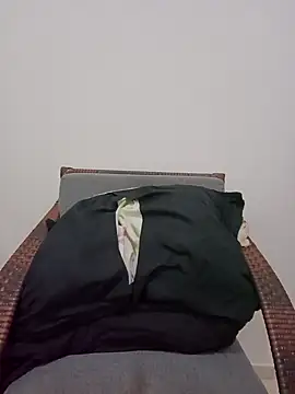 Snapshot of VIC22SECRET chatting on 01/25/25, 01:10 VIC22SECRET online show from 01/25/25, 01:10