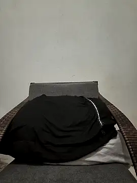 Snapshot of VIC22SECRET chatting on 05/07/26, 01:33 VIC22SECRET online show from 05/07/26, 01:33