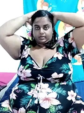 SusanaEshwar online show from 04/21/26, 11:51