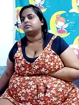 Snapshot of SusanaEshwar chatting on 05/04/26, 06:59 SusanaEshwar online show from 05/04/26, 06:59
