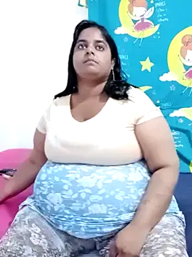 Snapshot of SusanaEshwar chatting on 05/11/26, 06:16 SusanaEshwar online show from 05/11/26, 06:16