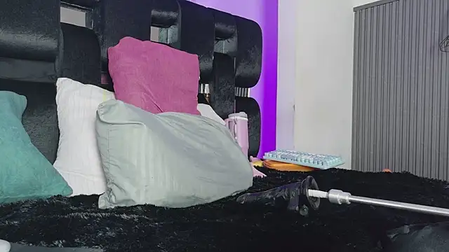 levana1 online show from 02/26/26, 02:16