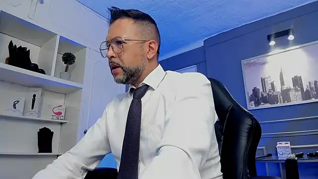 MrFrank tattoo online show from 03/20/25, 02:21