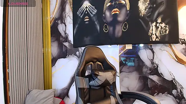 LizzRouse online show from 04/11/26, 04:44