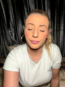 Strongqueen online show from 12/02/25, 08:26