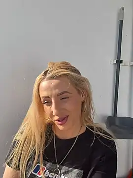 Strongqueen online show from 05/29/26, 05:55