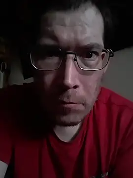 Snapshot of schmidtler35 chatting on 12/17/25, 09:59 schmidtler35 online show from 12/17/25, 09:59