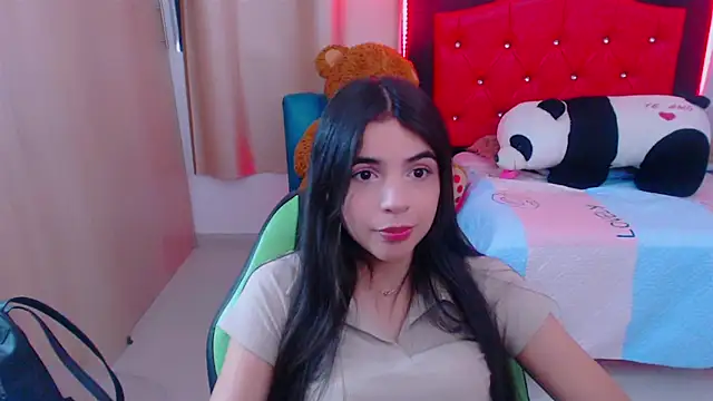 Snapshot of _elenna chatting on 01/17/25, 06:02 elenna online show from 01/17/25, 06:02